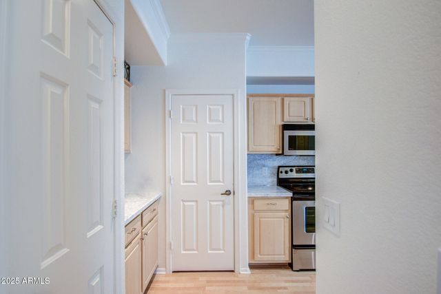 435 W RIO SALADO Parkway 208, Tempe, AZ 85281