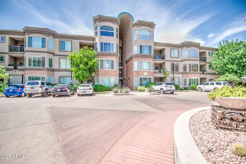 435 W RIO SALADO Parkway 208, Tempe, AZ 85281