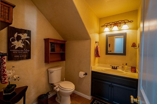 24 Grand Fir Dr, Lodi, CA 95242