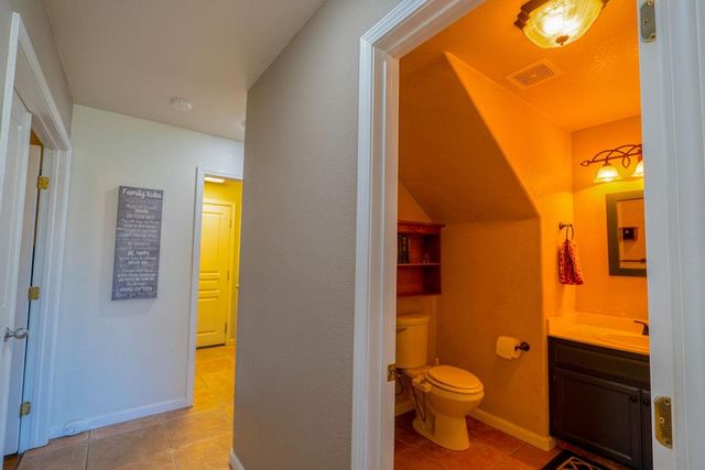 24 Grand Fir Dr, Lodi, CA 95242