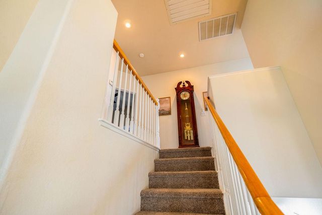 24 Grand Fir Dr, Lodi, CA 95242