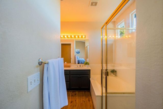 24 Grand Fir Dr, Lodi, CA 95242