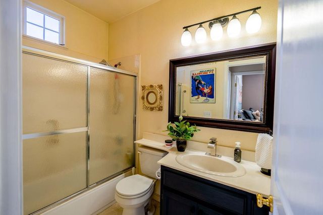 24 Grand Fir Dr, Lodi, CA 95242