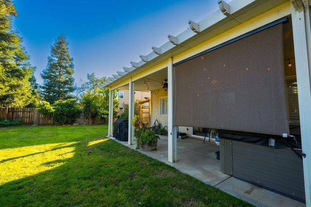 24 Grand Fir Dr, Lodi, CA 95242