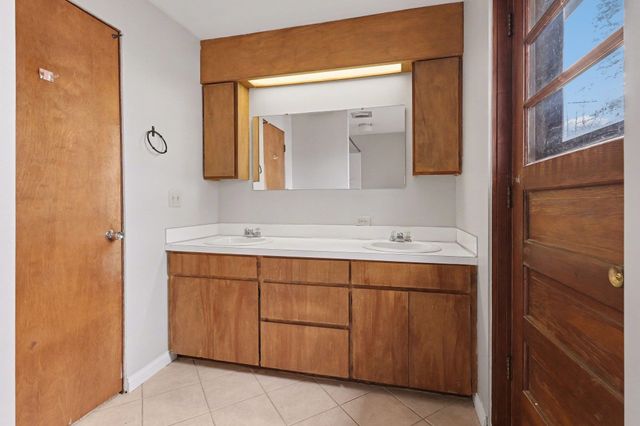 2817 Canterbury Drive, Midland, MI 48642