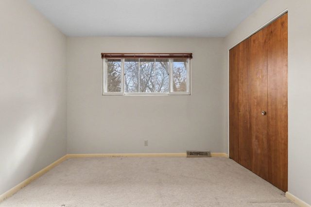 2817 Canterbury Drive, Midland, MI 48642