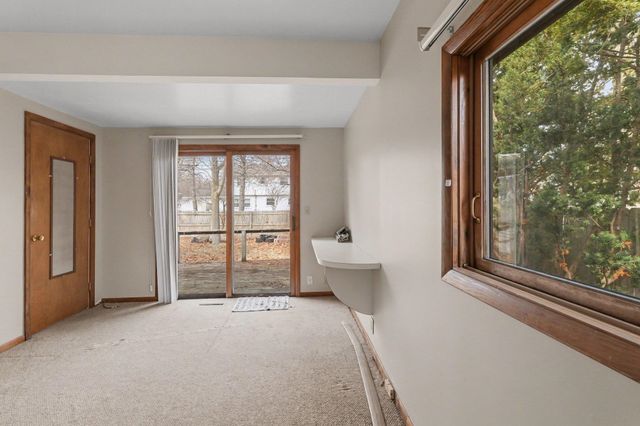 2817 Canterbury Drive, Midland, MI 48642