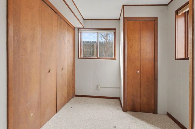 2817 Canterbury Drive, Midland, MI 48642