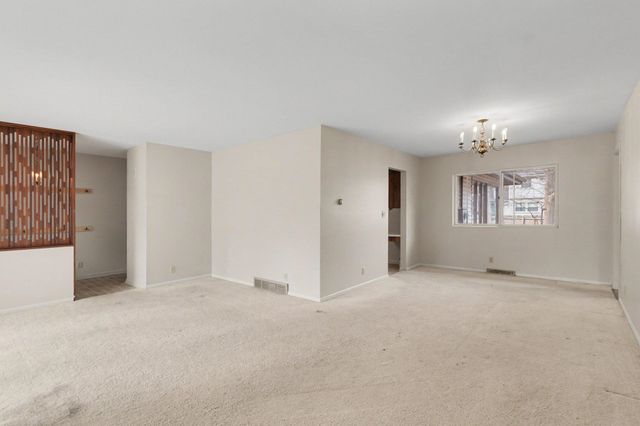 2817 Canterbury Drive, Midland, MI 48642