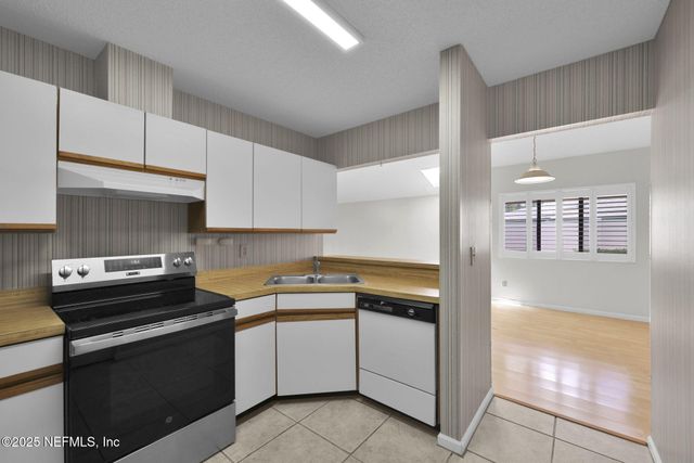 7835 POCITA Court, Jacksonville, FL 32256