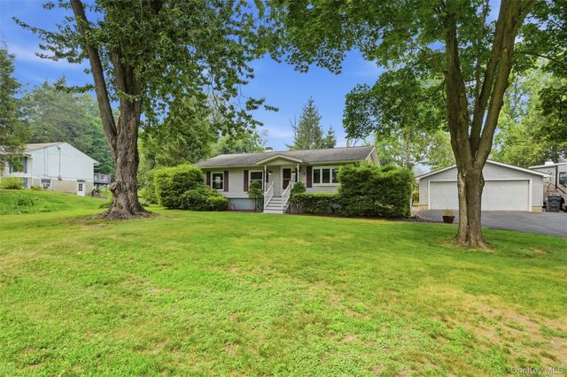 4 Seneca Lane, Milton, NY 12547