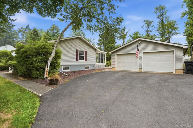 4 Seneca Lane, Milton, NY 12547