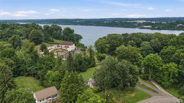 4 Seneca Lane, Milton, NY 12547