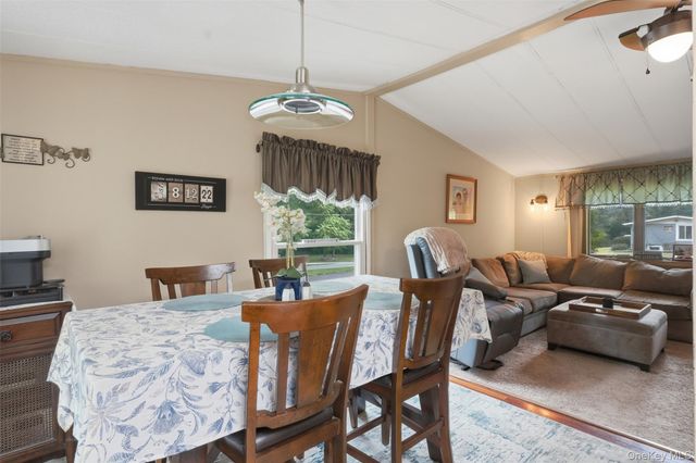 4 Seneca Lane, Milton, NY 12547