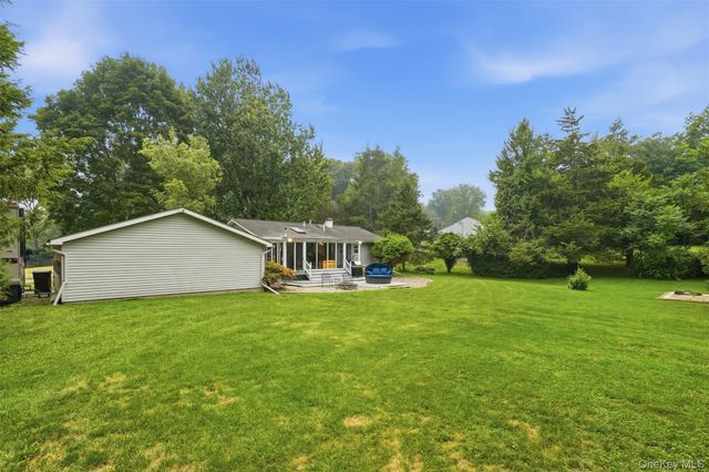 4 Seneca Lane, Milton, NY 12547