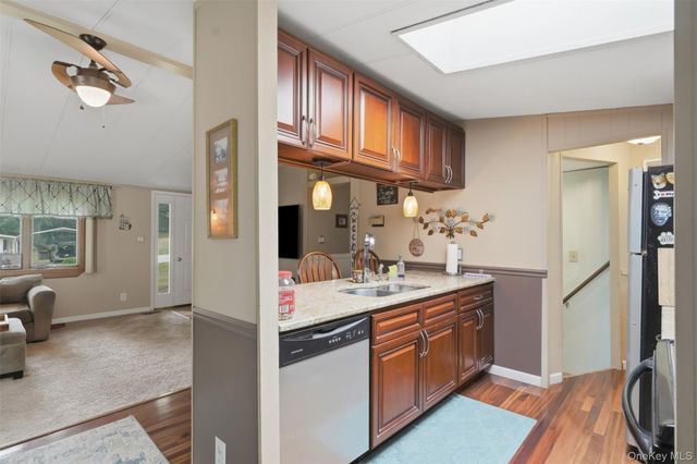 4 Seneca Lane, Milton, NY 12547