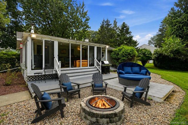 4 Seneca Lane, Milton, NY 12547