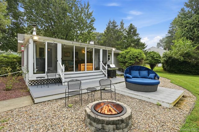 4 Seneca Lane, Milton, NY 12547
