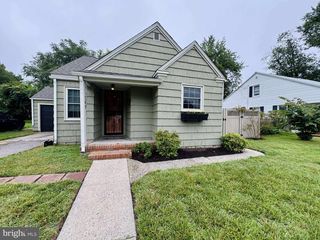 703 WASHINGTON AVE, Seaford, DE 19973