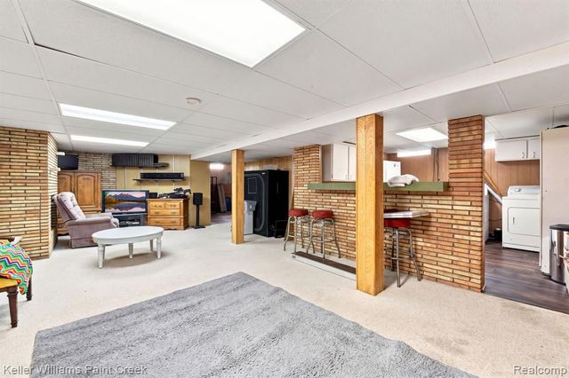 32329 Susilane Street, Roseville, MI 48066