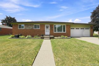 32329 Susilane Street, Roseville, MI 48066