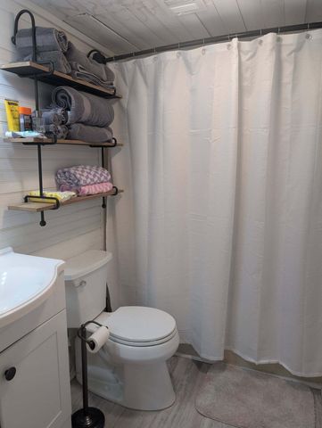 3701 Dock Site Road 103, Edisto Beach, SC 29438