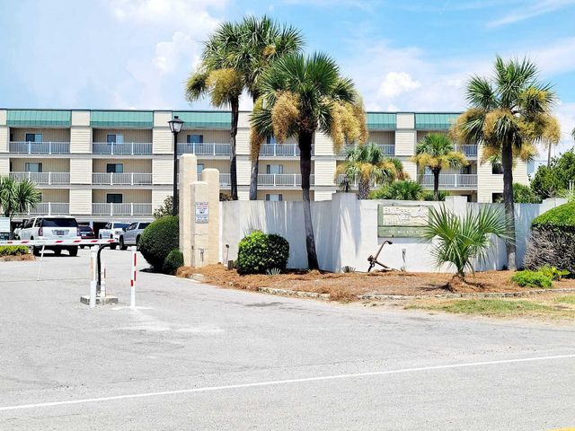 3701 Dock Site Road 103, Edisto Beach, SC 29438