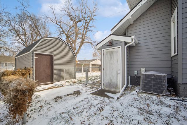 1801 York Street, Des Moines, IA 50316