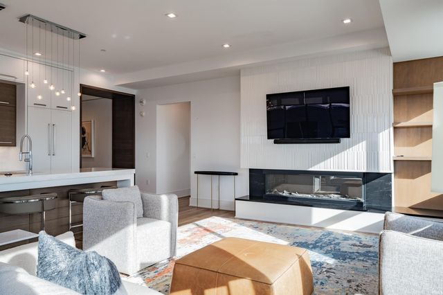 202 W Berry St Ste 710, Fort Wayne, IN 46802