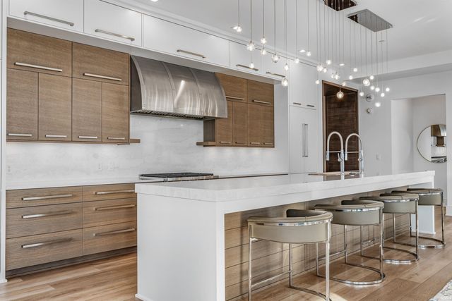 202 W Berry St Ste 710, Fort Wayne, IN 46802