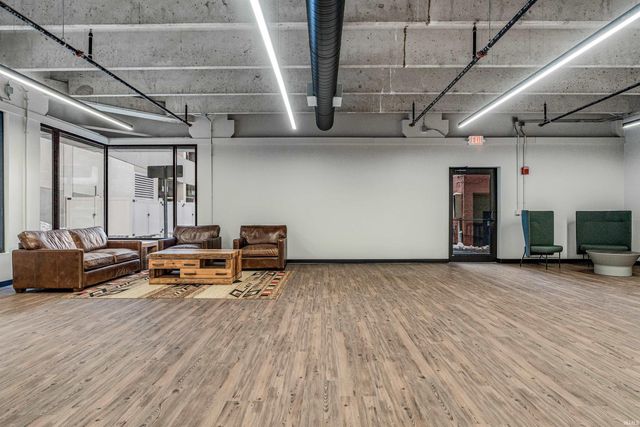 202 W Berry St Ste 710, Fort Wayne, IN 46802