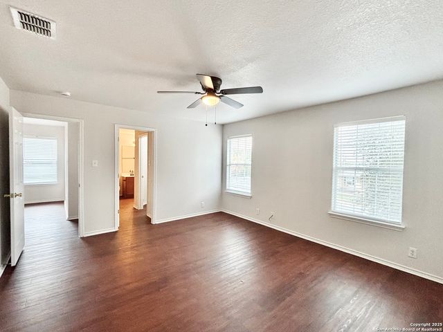 2715 Moon Rock, Converse, TX 78109