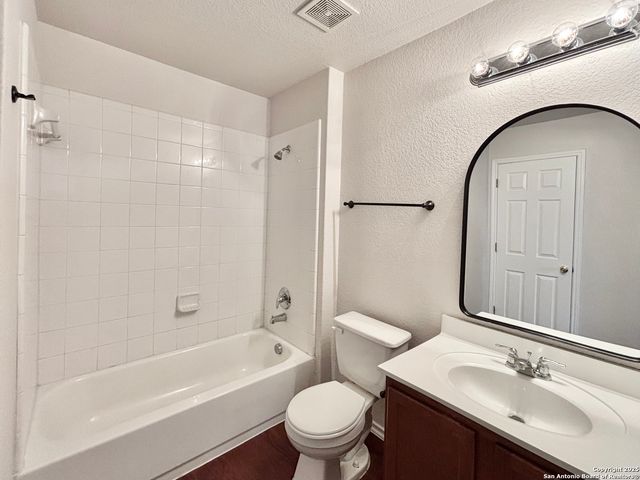 2715 Moon Rock, Converse, TX 78109