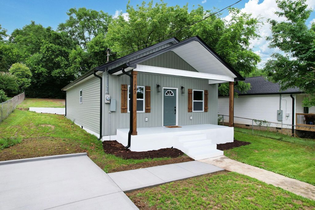 1223 SE King Edward Avenue, SE, Cleveland, TN 37311
