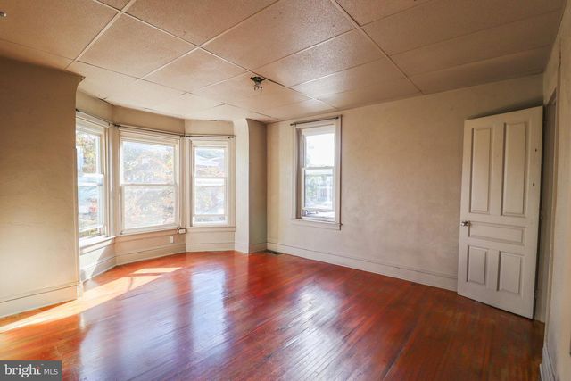 1307 W MARKET ST, York, PA 17404
