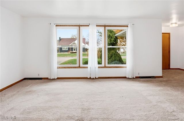 310 Elm Street, Duncan Falls, OH 43734