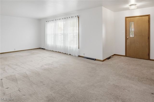 310 Elm Street, Duncan Falls, OH 43734