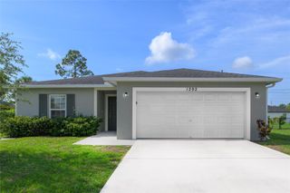 1292 SW Lawndale Ave, Port St Lucie, FL 34953
