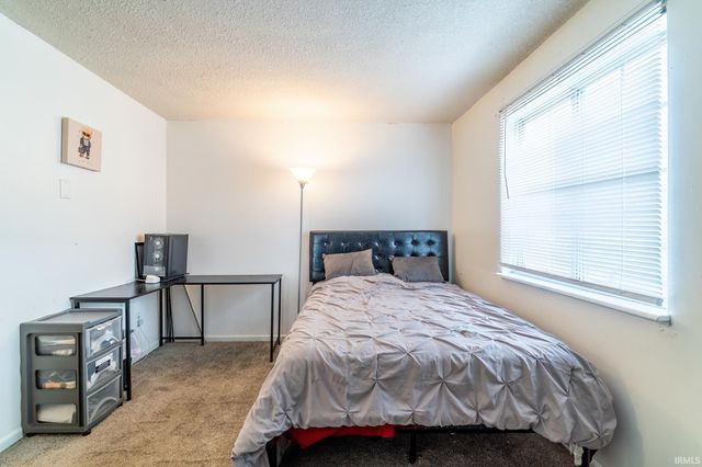 3626 Three Oaks Drives, Fort Wayne, IN 46809