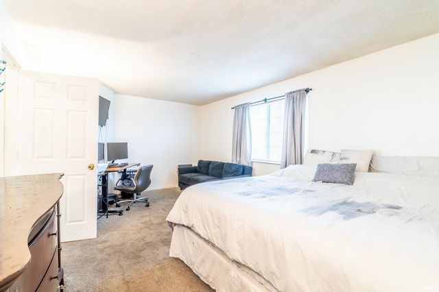 3626 Three Oaks Drives, Fort Wayne, IN 46809