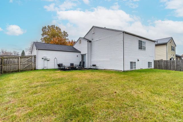 3626 Three Oaks Drives, Fort Wayne, IN 46809