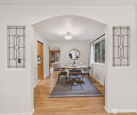 18903 NE 165th Place, Woodinville, WA 98072