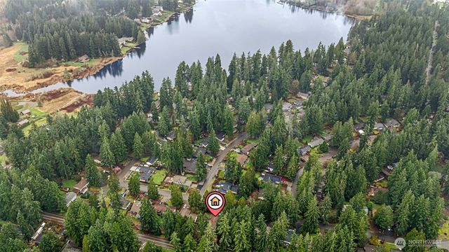 18903 NE 165th Place, Woodinville, WA 98072