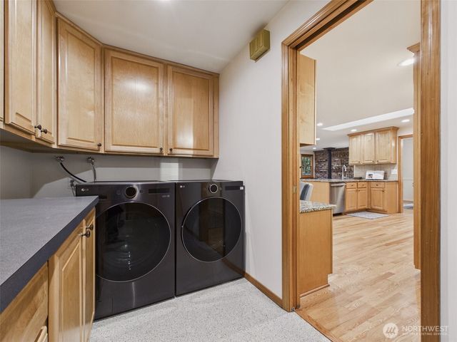 18903 NE 165th Place, Woodinville, WA 98072