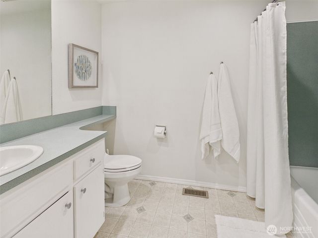 18903 NE 165th Place, Woodinville, WA 98072