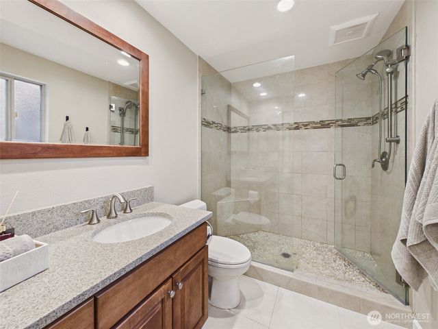 18903 NE 165th Place, Woodinville, WA 98072