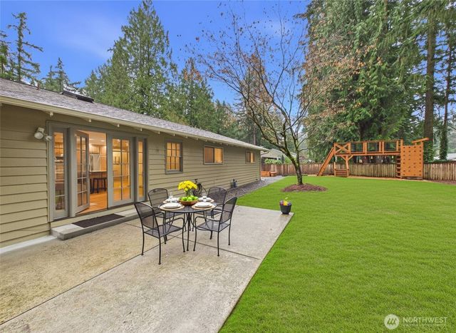 18903 NE 165th Place, Woodinville, WA 98072