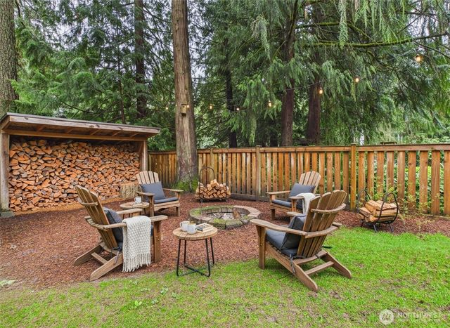 18903 NE 165th Place, Woodinville, WA 98072