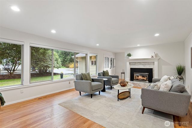 18903 NE 165th Place, Woodinville, WA 98072