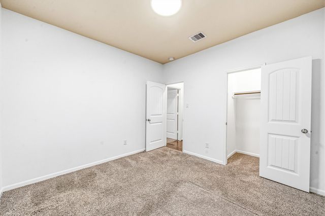 1806 Oak View Lane, Pearland, TX 77581